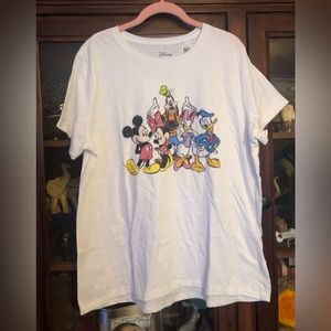 104. DISNEY CREW “FAB FIVE” TEE SHIRT.  UNISEX Size XL NWOT